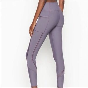 Victoria Sport Total Knockout Legging - Medium